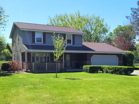 204 Karin, North Prairie, WI 53153