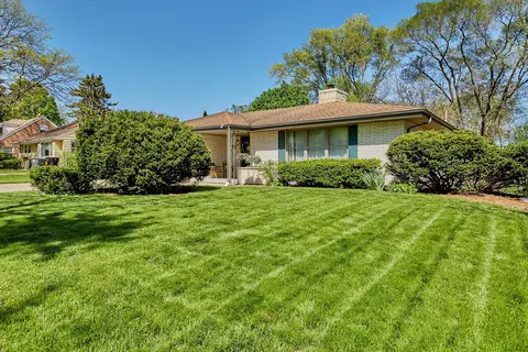 2116 N 115th, Wauwatosa, WI 53226