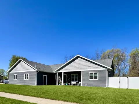 610 Pine Cone, Holmen, WI 54636
