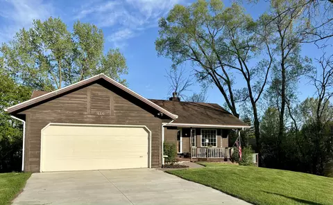 416 S Claremont, Saukville, WI 53080
