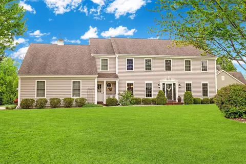 n74w15675 Stonewood, Menomonee Falls, WI 53051