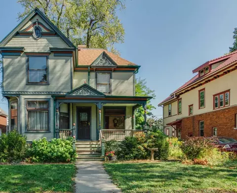 1521 College, Racine, WI 53403