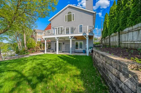 w349n5389 Road B, Oconomowoc, WI 53069
