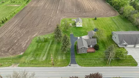 1010 Fond Du Lac, Mount Calvary, WI 53057