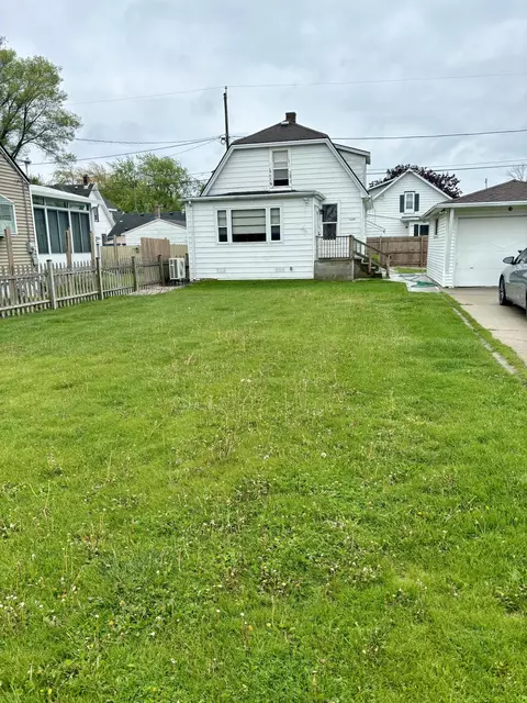 1529 Rosalind, Mount Pleasant, WI 53403