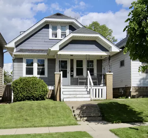1924 S 69th #1922, West Allis, WI 53219