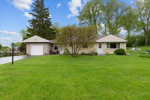 1185 Tower Hl, Brookfield, WI 53045