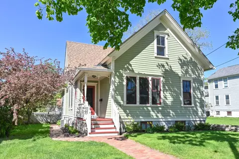 2529 S Delaware, Milwaukee, WI 53207