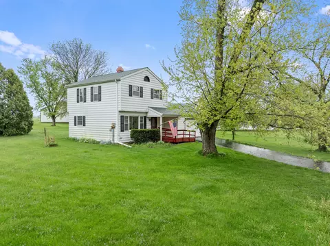 w9245 South And D Town Line Road, Sharon, WI 53114