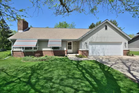 11246 W Hale, West Allis, WI 53227