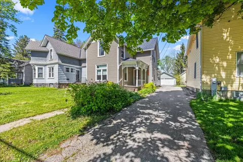 228 S Concord, Oconomowoc, WI 53066