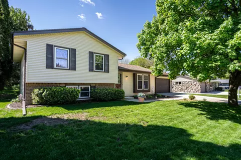 n70w23801 Prides, Sussex, WI 53089
