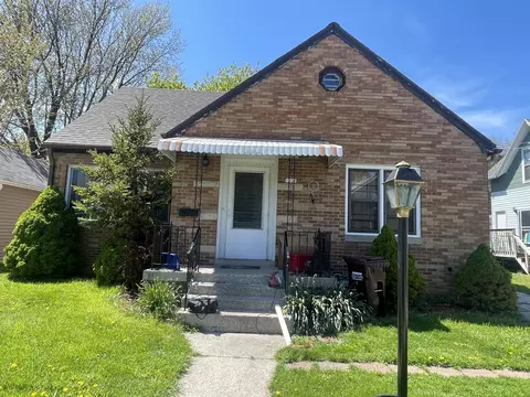 1032 S 15th, Manitowoc, WI 54220