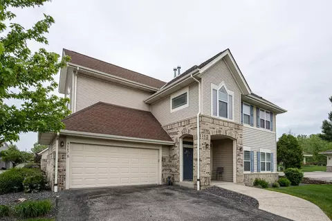 9387 S Cobblestone Way #E, Franklin, WI 53132