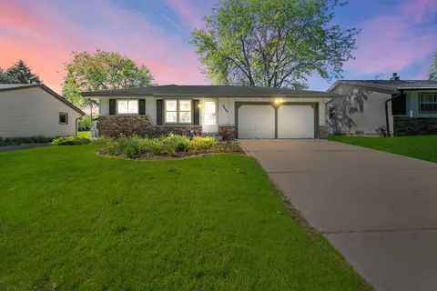 9643 W Arch, Milwaukee, WI 53224