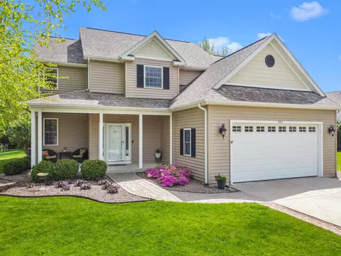 423 Fair Oaks, Williams Bay, WI 53191