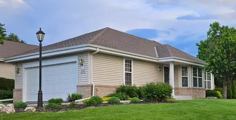 w140n9736 Knollcrest, Germantown, WI 53022