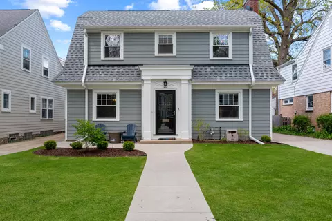 826 E Sylvan, Whitefish Bay, WI 53217