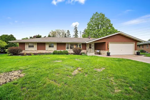 12012 Meadow, Wauwatosa, WI 53222