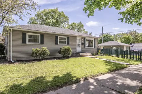 8205 W Auer, Milwaukee, WI 53222