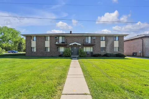 7452 N Granville, Milwaukee, WI 53224