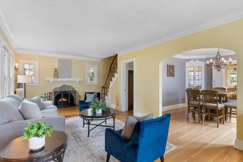 5964 N Kent, Whitefish Bay, WI 53217