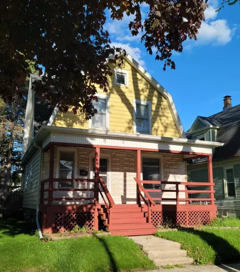1429 Quincy, Racine, WI 53405