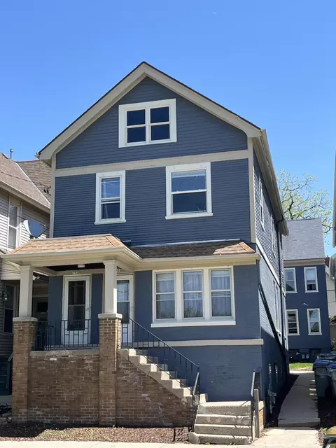 1928 N Warren #1930, Milwaukee, WI 53202