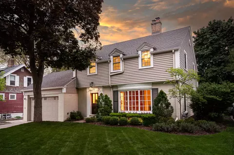 7932 Stickney, Wauwatosa, WI 53213