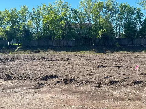 11445 W Tess Crk #LT 4, Franklin, WI 53132
