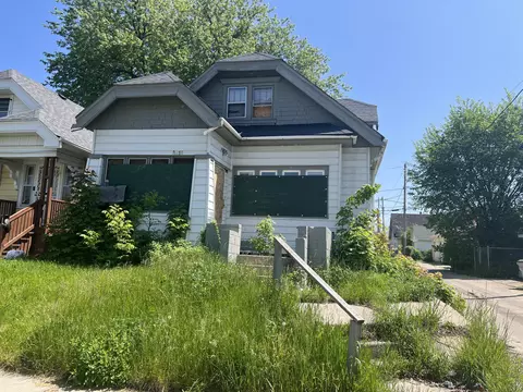 3918 N 23rd, Milwaukee, WI 53206