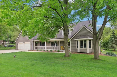 270 Evelyn, Delafield, WI 53018