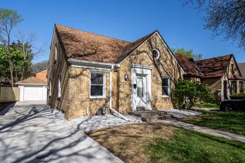 4109 N 40th, Milwaukee, WI 53216