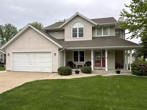 10510 S Jessica, Oak Creek, WI 53154