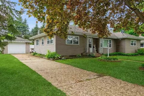 815 Grace, Waupun, WI 53963