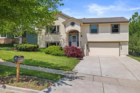 3314 Windsor, West Bend, WI 53090