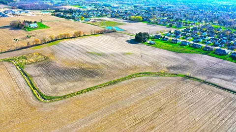2803 Orchard, Saukville, WI 53080