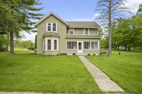 510 E Main, Eagle, WI 53119