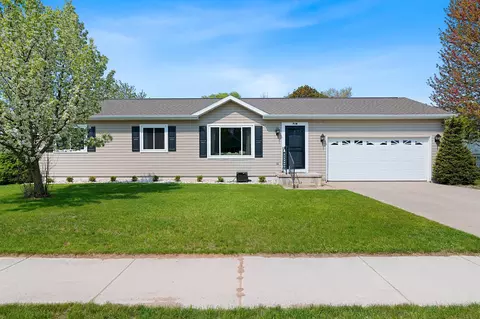 718 Lakeside, Two Rivers, WI 54241