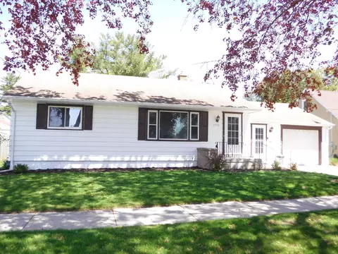 1938 32nd, Two Rivers, WI 54241