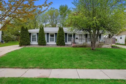 1517 Meadow, Port Washington, WI 53074
