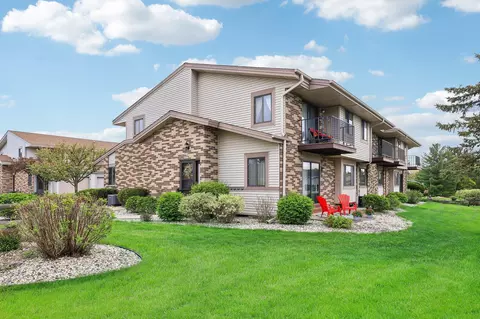 w178n9801 Riversbend, Germantown, WI 53022
