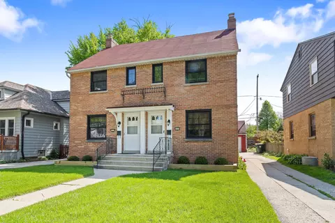 4024 N Larkin #4026, Shorewood, WI 53211