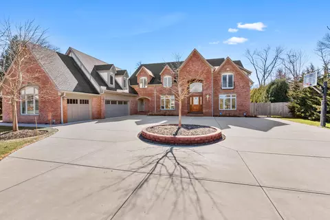 7845 N Links, Fox Point, WI 53217