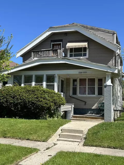 3202 W Fairmount #3202A, Milwaukee, WI 53209