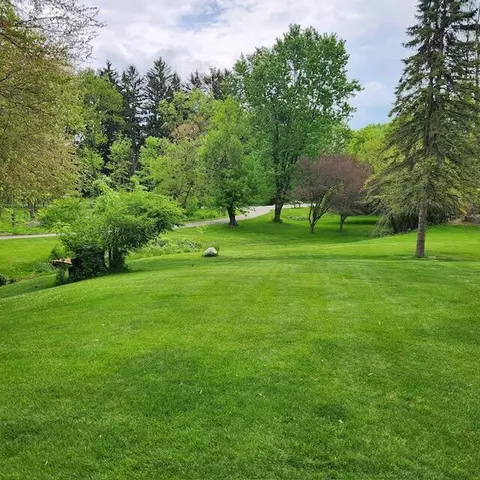 Lt2 Poplar, Delafield, WI 53072