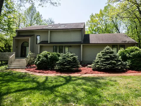 14925 W Olivia, New Berlin, WI 53151