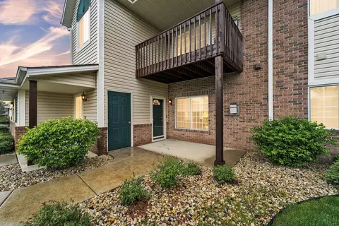 6926 Dale #16, Racine, WI 53402