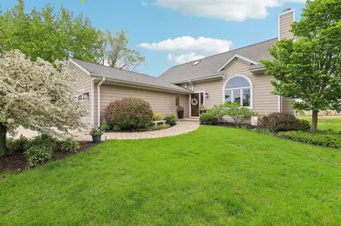 6644 Alpine, Addison, WI 53090