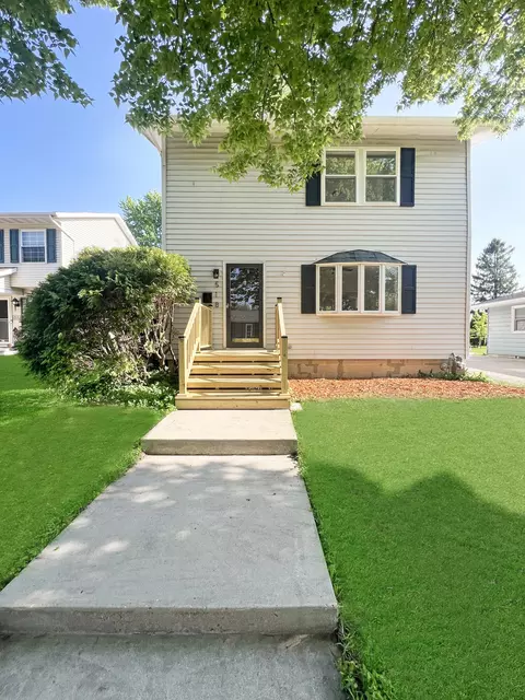518 E 9th, Fond Du Lac, WI 54935